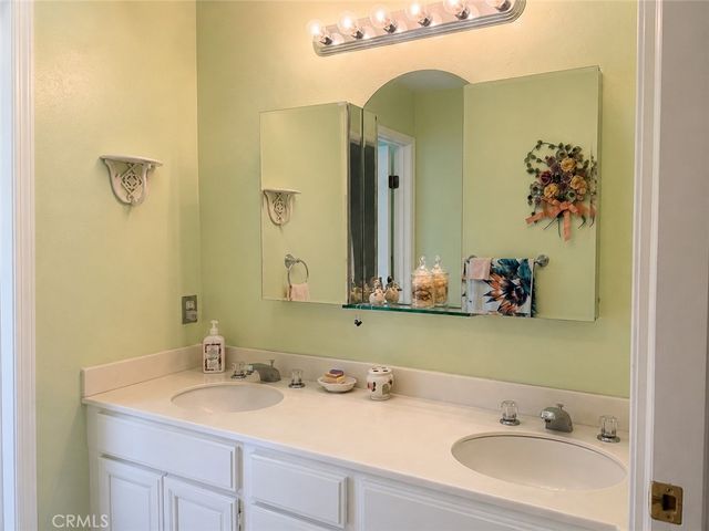 22182 Abrazo, Mission Viejo, CA 92691