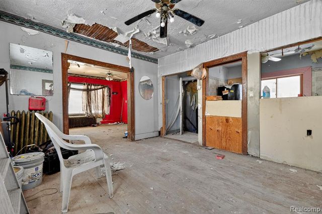 675 Algonquin Street, Detroit, MI 48215