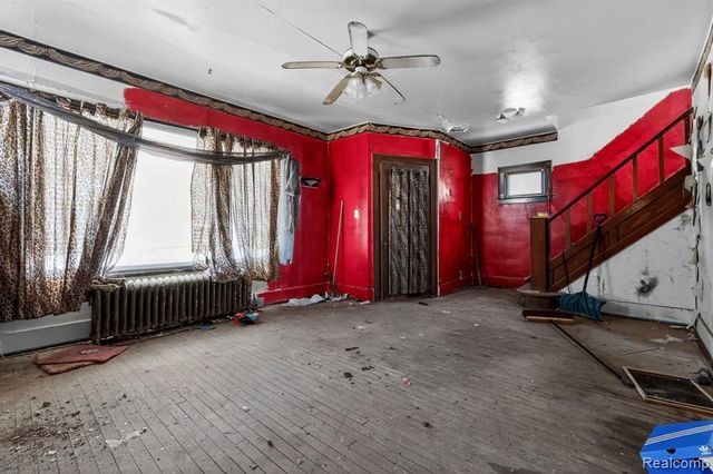 675 Algonquin Street, Detroit, MI 48215