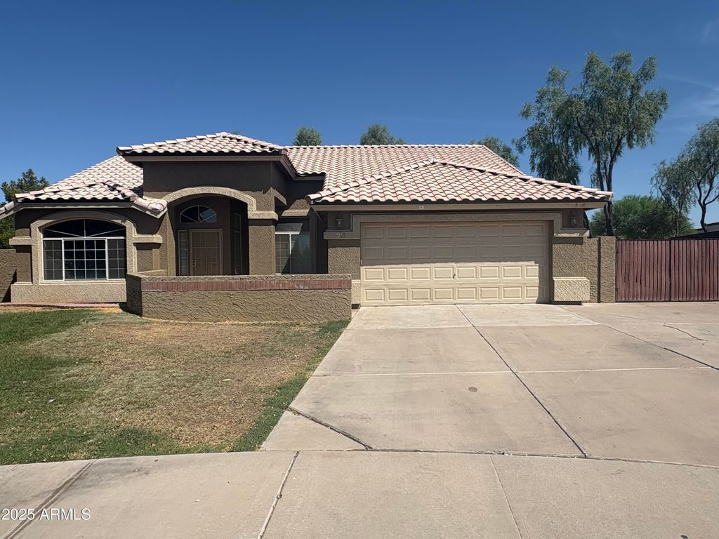 918 S SAN JOAQUIN Court, Gilbert, AZ 85296