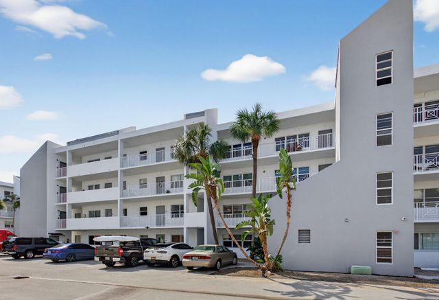 2850 NE 14th Street Cswy 107, Pompano Beach, FL 33062