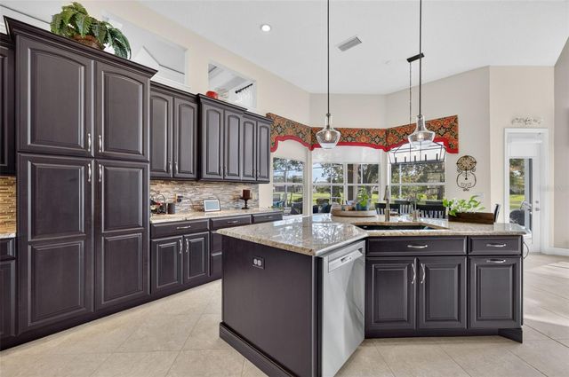 1841 CARILLON PARK DRIVE, Oviedo, FL 32765