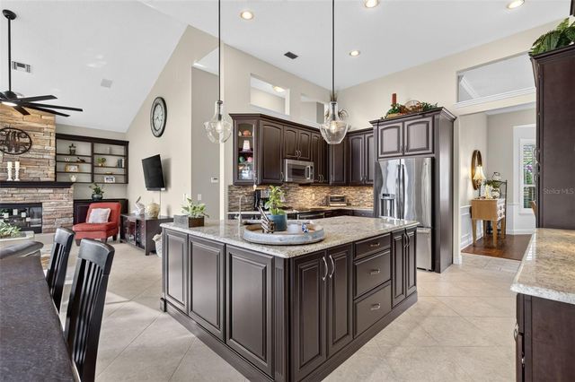 1841 CARILLON PARK DRIVE, Oviedo, FL 32765