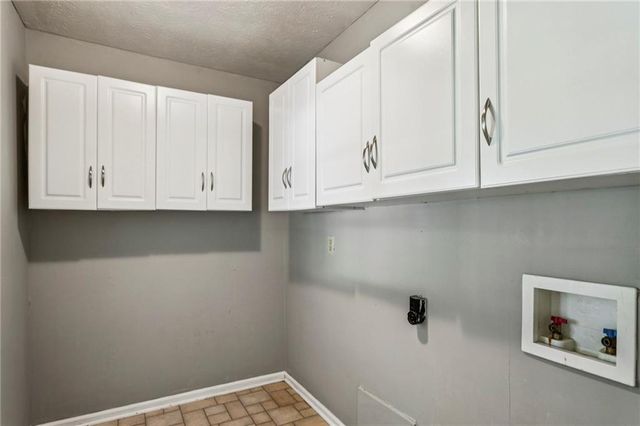 4208 Honeysuckle Drive SE, Smyrna, GA 30082