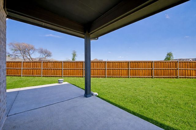 3900 Starlight Creek Drive, Celina, TX 75009