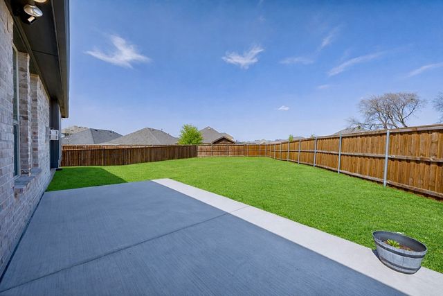 3900 Starlight Creek Drive, Celina, TX 75009