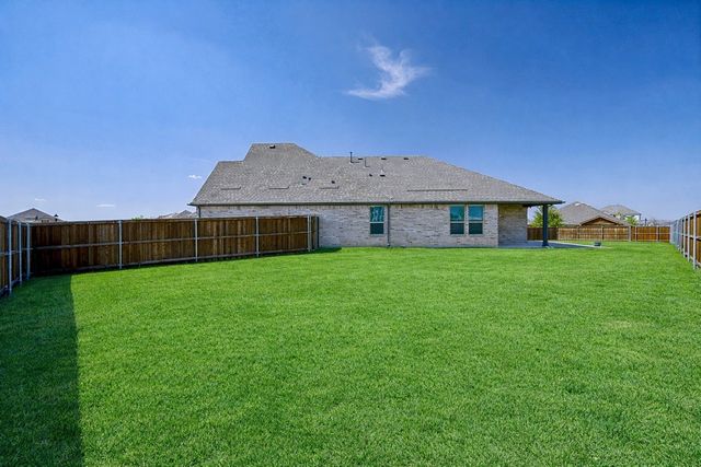 3900 Starlight Creek Drive, Celina, TX 75009