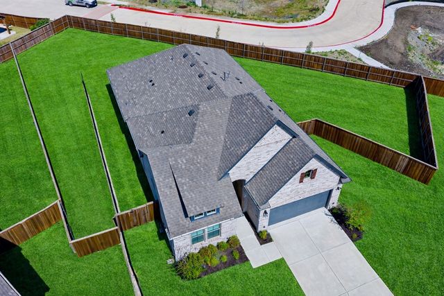 3900 Starlight Creek Drive, Celina, TX 75009