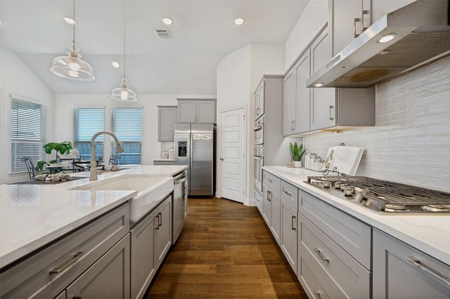 3900 Starlight Creek Drive, Celina, TX 75009