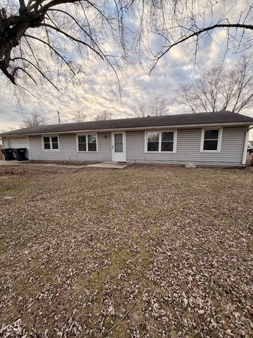 1705 Woodbine Drive, Anderson, IN 46011