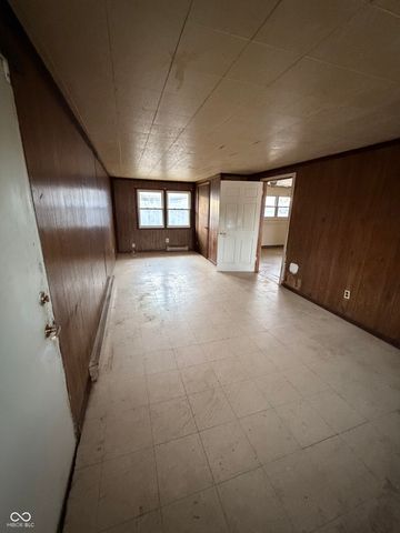 1705 Woodbine Drive, Anderson, IN 46011