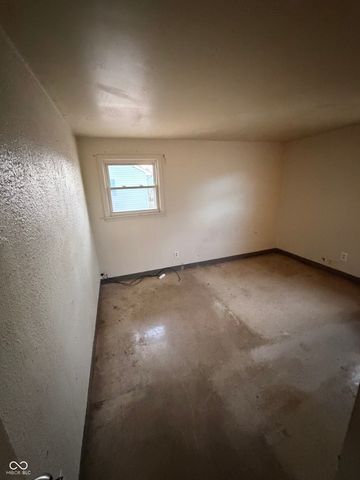 1705 Woodbine Drive, Anderson, IN 46011