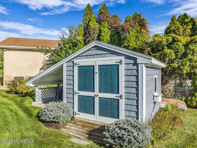 10 Dolphin Court, Forked River, NJ 08731