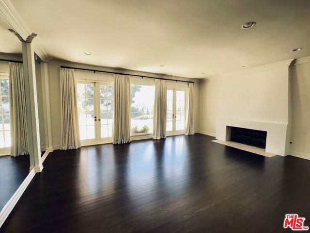 9612 Arby Drive, Beverly Hills, CA 90210