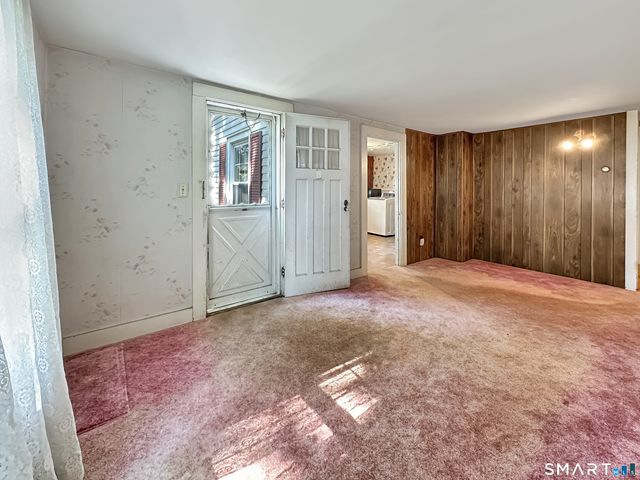 81 Gallup Lane, Waterford, CT 06385