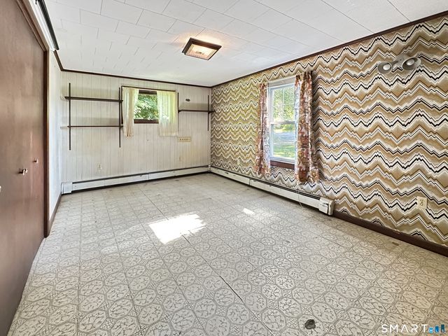 81 Gallup Lane, Waterford, CT 06385