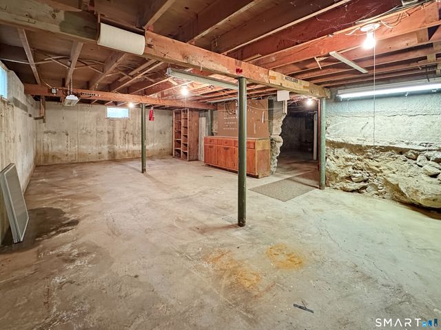 81 Gallup Lane, Waterford, CT 06385