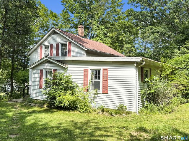 81 Gallup Lane, Waterford, CT 06385