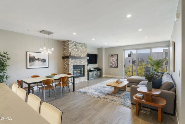 111 S De Lacey Avenue 304, Pasadena, CA 91105