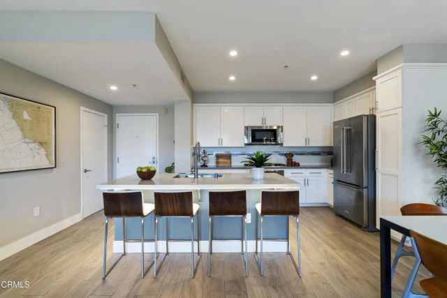 111 S De Lacey Avenue 304, Pasadena, CA 91105