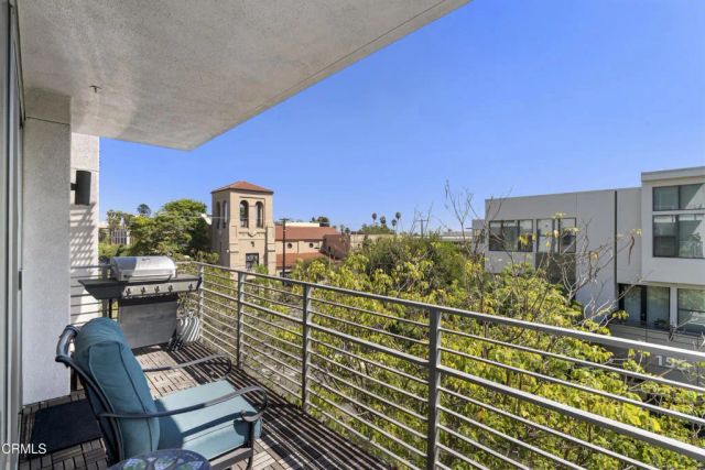 111 S De Lacey Avenue 304, Pasadena, CA 91105
