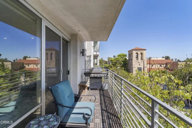 111 S De Lacey Avenue 304, Pasadena, CA 91105