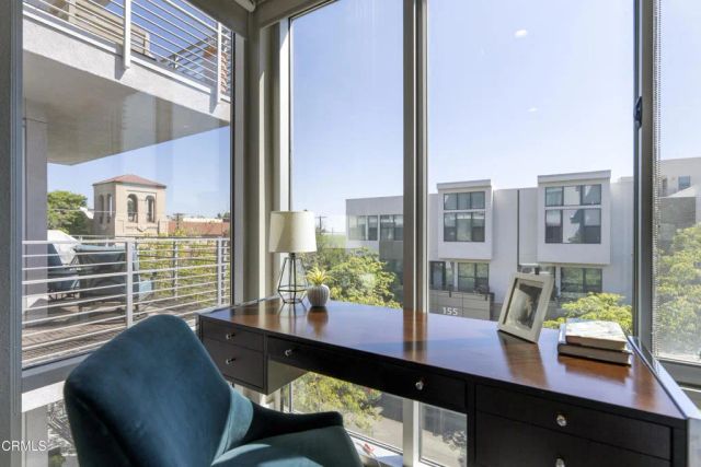 111 S De Lacey Avenue 304, Pasadena, CA 91105