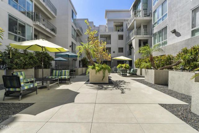 111 S De Lacey Avenue 304, Pasadena, CA 91105
