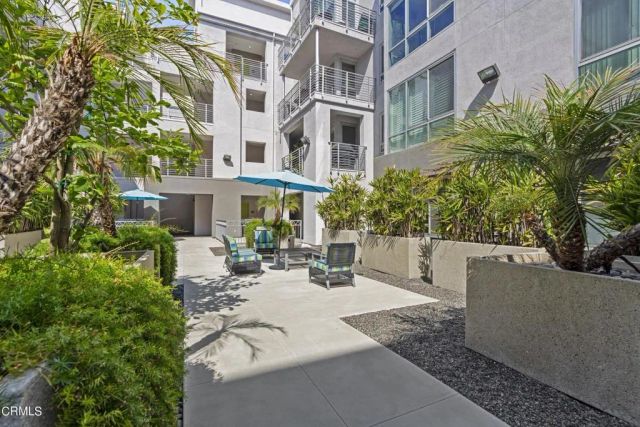 111 S De Lacey Avenue 304, Pasadena, CA 91105
