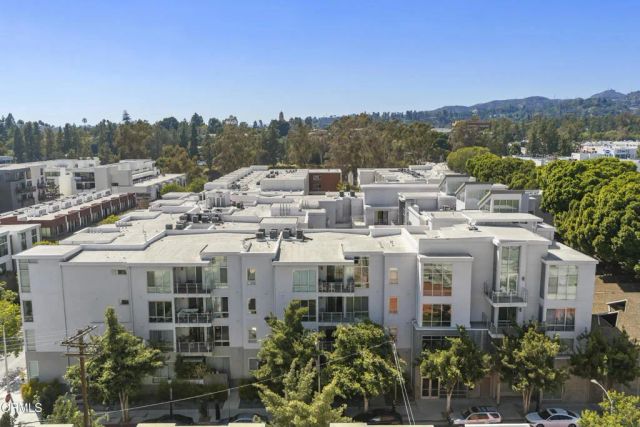 111 S De Lacey Avenue 304, Pasadena, CA 91105