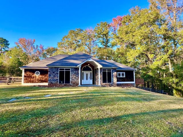 10543 County Line Road, Midland, GA 31820
