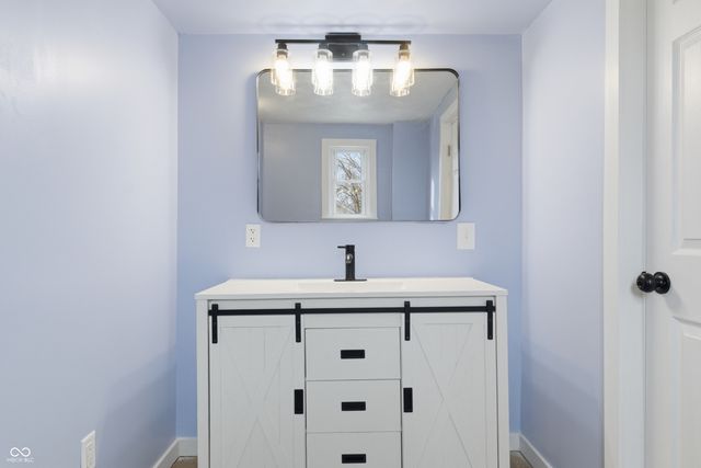 523 Summit Avenue, Connersville, IN 47331