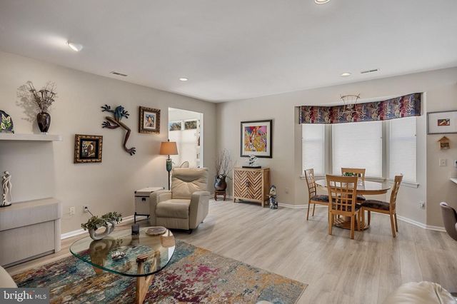 10 MASON DRIVE., Berlin, NJ 08009