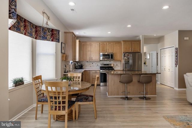 10 MASON DRIVE., Berlin, NJ 08009