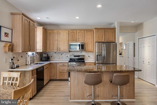 10 MASON DRIVE., Berlin, NJ 08009