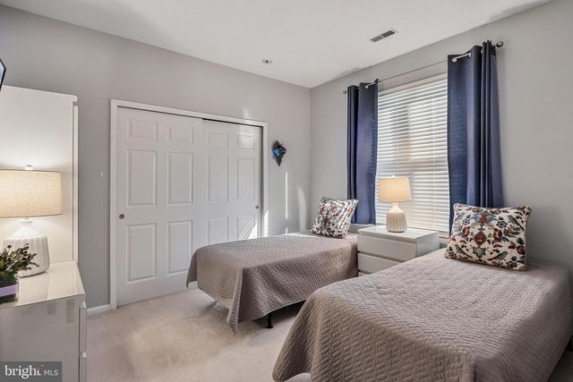 10 MASON DRIVE., Berlin, NJ 08009