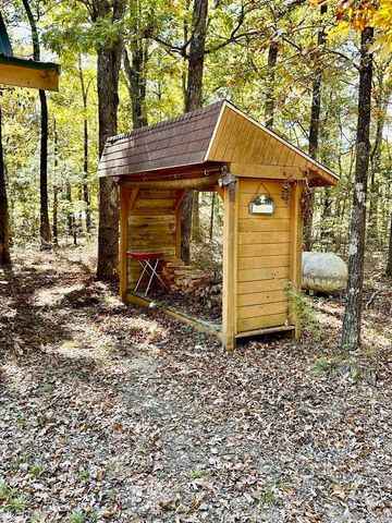 140 Danny Drive, Mountain View, AR 72560