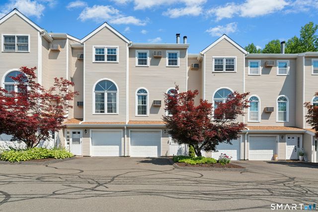 350 Bristol Street C5, Waterbury, CT 06708