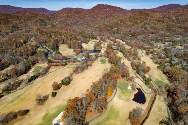 7 Mountain Oak Lane, Travelers Rest, SC 29690