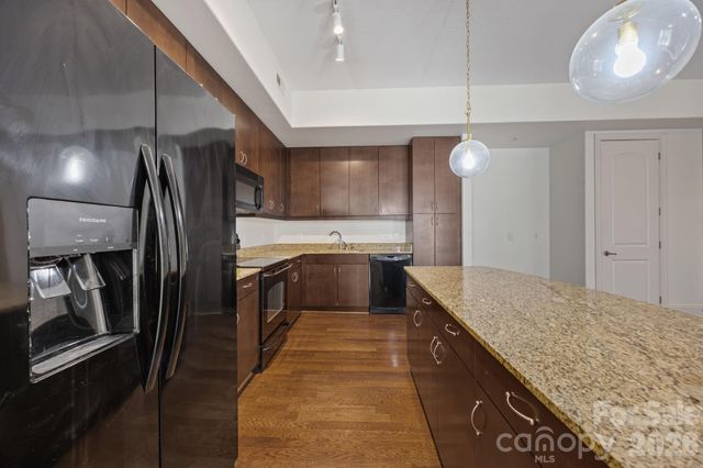 4620 Piedmont Row Drive 609, Charlotte, NC 28210