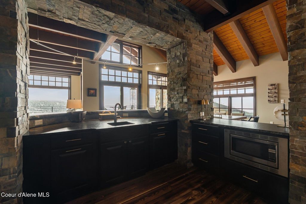 91 Village Ln, Sandpoint, ID 83864 photo 11