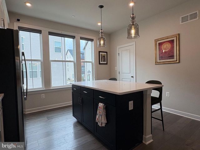 7312 MOUNTAINEER DR, Alexandria, VA 22306