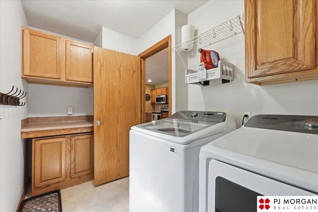 16463 Monroe Street, Omaha, NE 68135