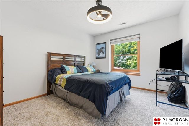 16463 Monroe Street, Omaha, NE 68135