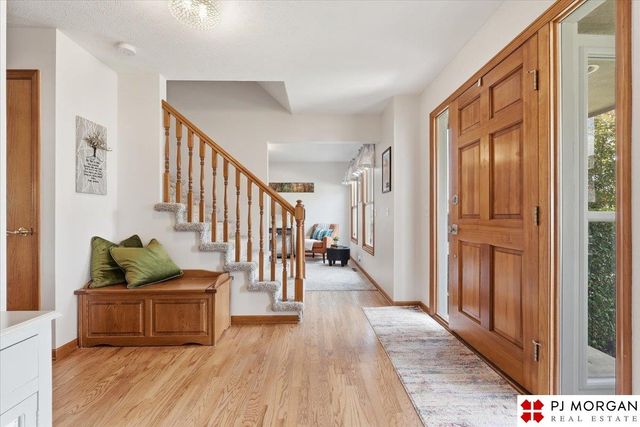 16463 Monroe Street, Omaha, NE 68135