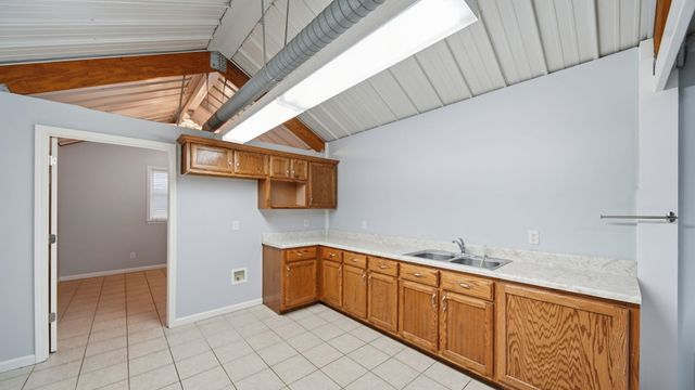 8637 HWY 59 HWY W, Burlison, TN 38015