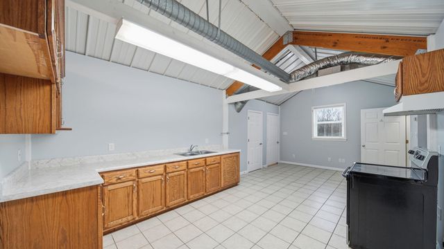 8637 HWY 59 HWY W, Burlison, TN 38015