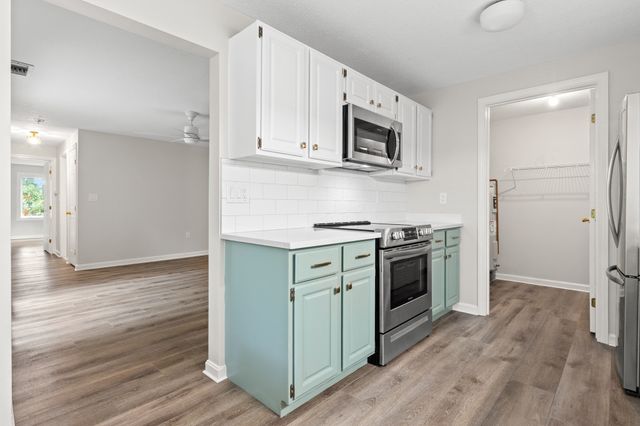 9 Ledgewood Way 32, Peabody, MA 01960