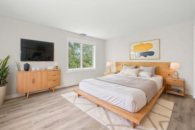 9 Ledgewood Way 32, Peabody, MA 01960