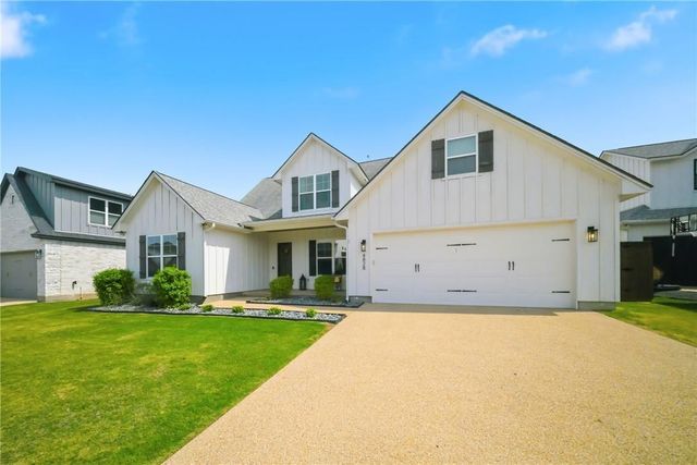 4828 Pearl River Ct, College Station, TX 77845